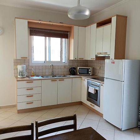 Elias Apartments นีดรี ภายนอก รูปภาพ