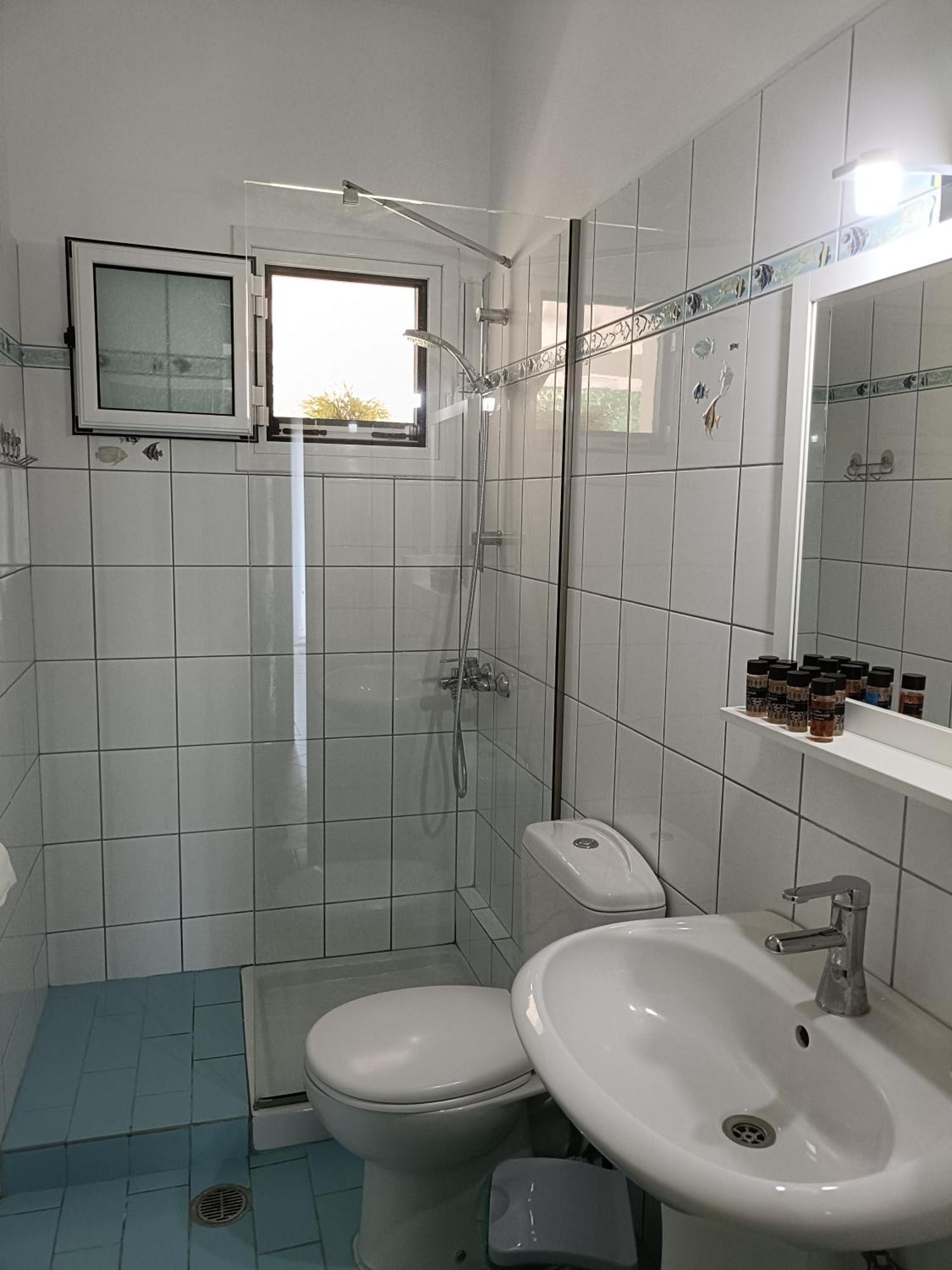 Elias Apartments นีดรี ภายนอก รูปภาพ