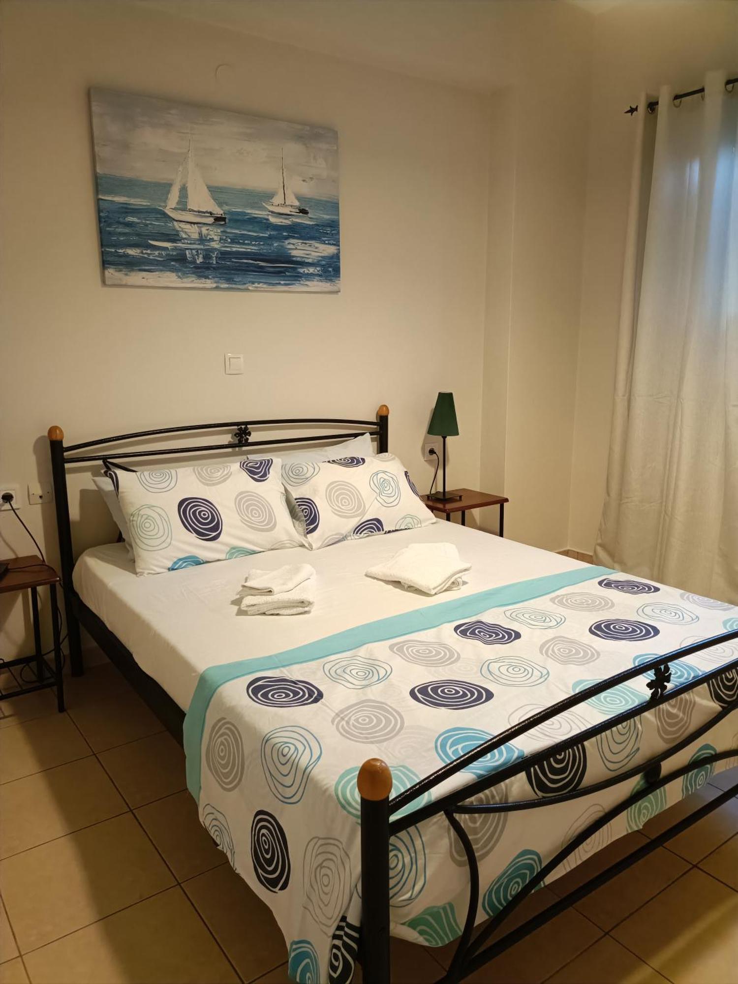Elias Apartments นีดรี ภายนอก รูปภาพ