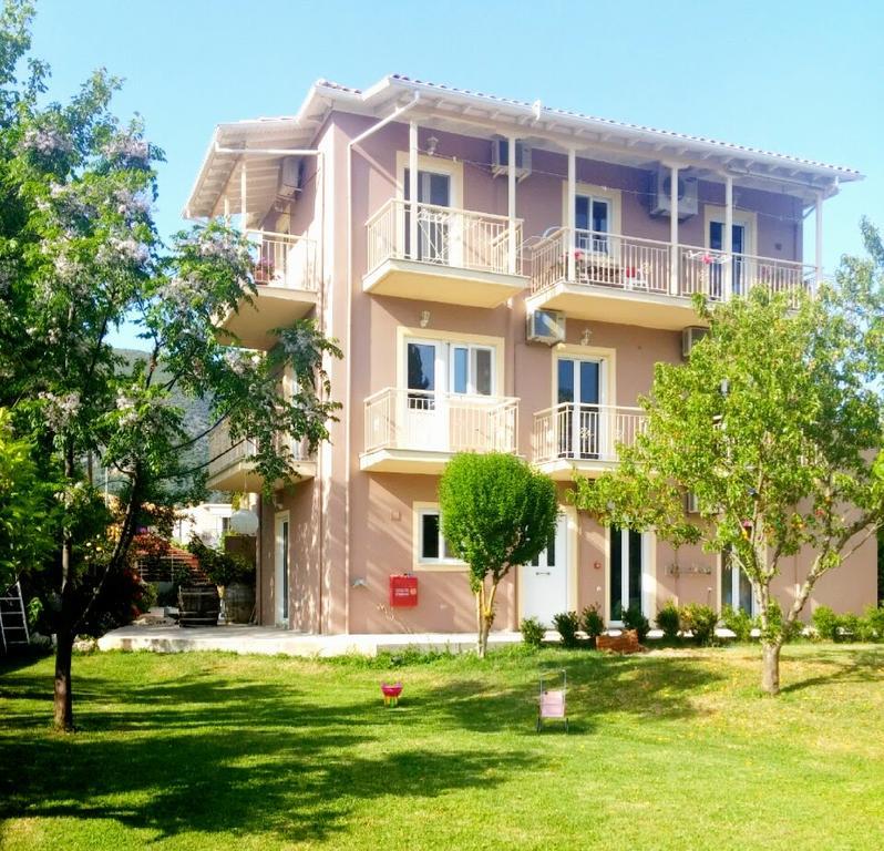 Elias Apartments นีดรี ภายนอก รูปภาพ